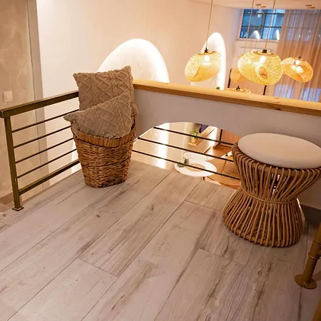 Namaste Lofts Near Seaside Apartment Thessaloniki Exterior photo